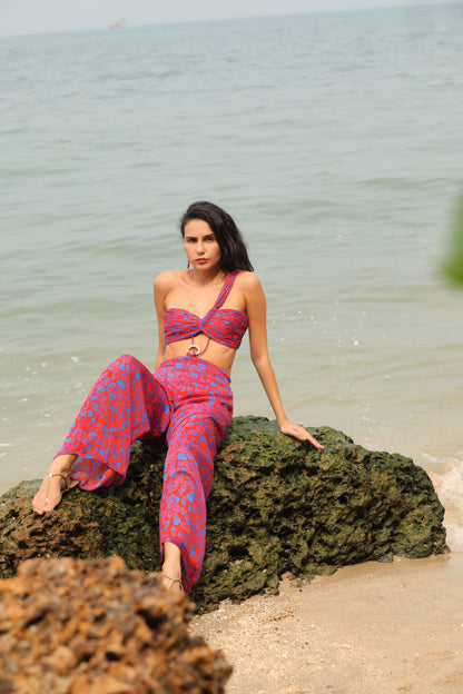 Code White Delta Pixie Set 2.0, chinon pants and draped top with asymmetric neckline - view 2