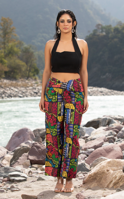 Code White Olio Pants, V-shaped waistline with asymmetric flap in glazed cotton