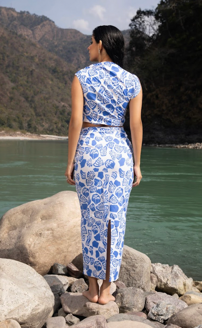 Code White Forme Lycra Skirt, wooden buckle waist with back slit detail - view 2